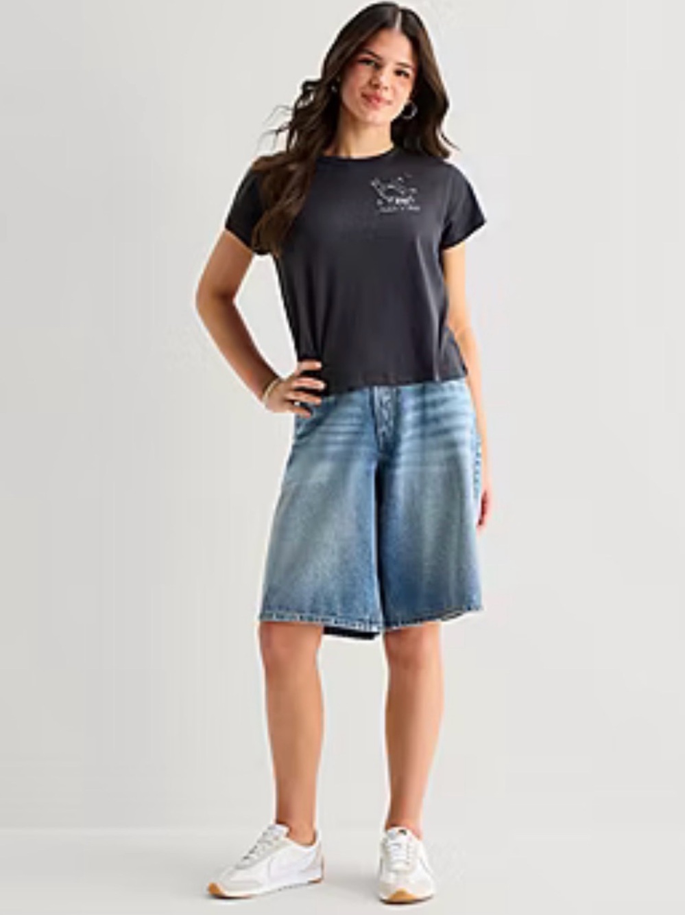 NWT Arizona Mid-Length Denim Shorts in Light Blue, Size 10